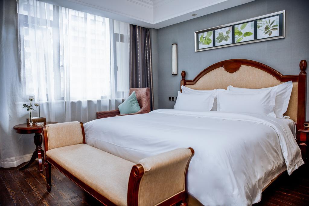 Chengdu Theme Hotel Номер фото